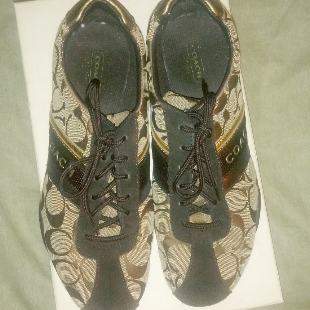 Coach tennis shoes.
